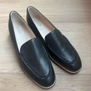 Cole Haan Women's The Go To Slip on Loafer Black Leather 8 Flats Old Money